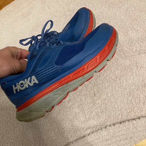 Size 10.5 red and blue - Picture 2 of 3